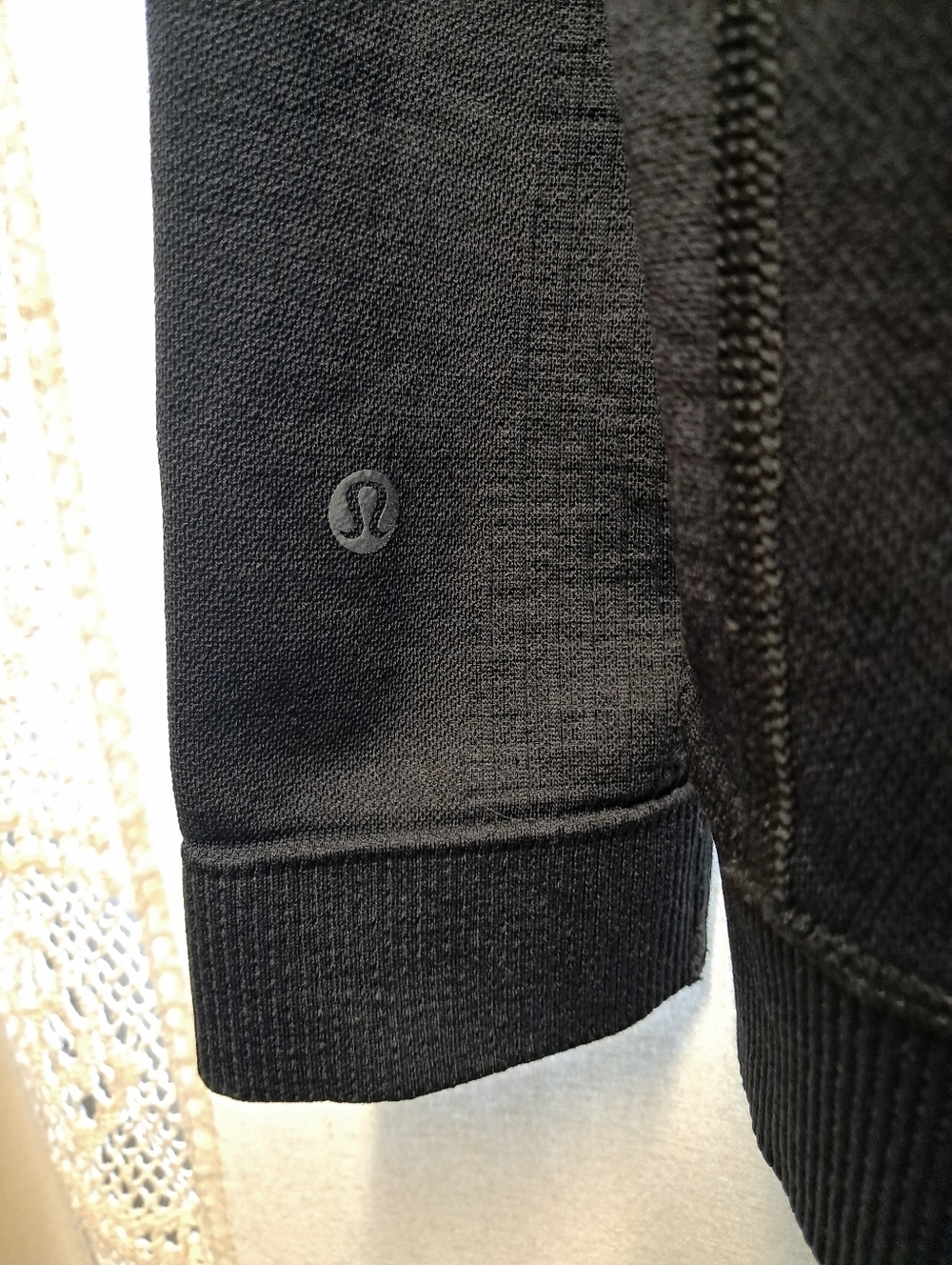 Lululemon Engineered Warmth Long Sleeve Crew - Picture 3 of 3